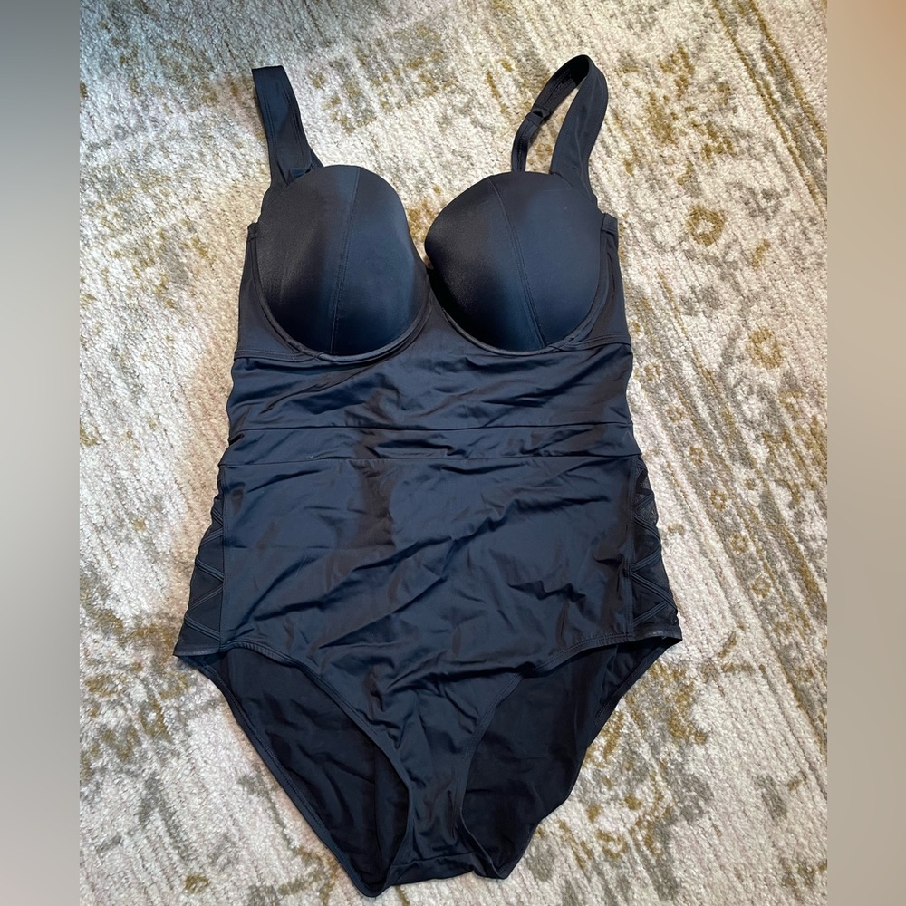 NEW Black Torrid Push-up Demi Bra one piece swimsuit size 4